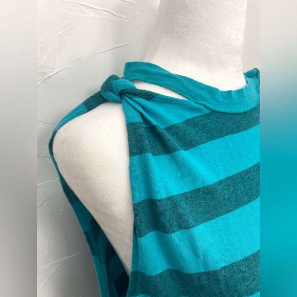 We The Free Knotted Tank Tee - Picture 6 of 10